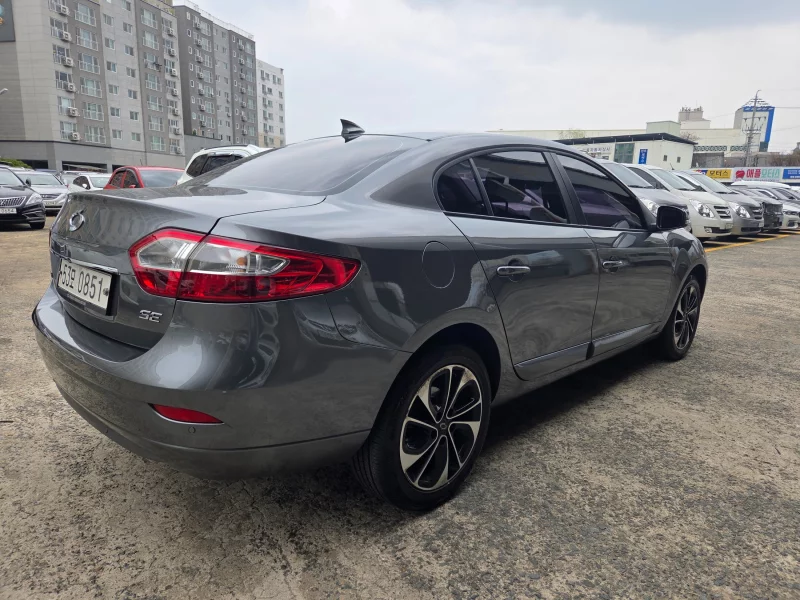 Renault SM3