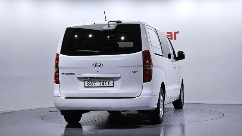 Hyundai Grand Starex