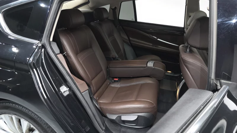 BMW 5-Series Gran Turismo