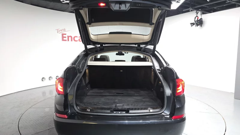 BMW 5-Series Gran Turismo