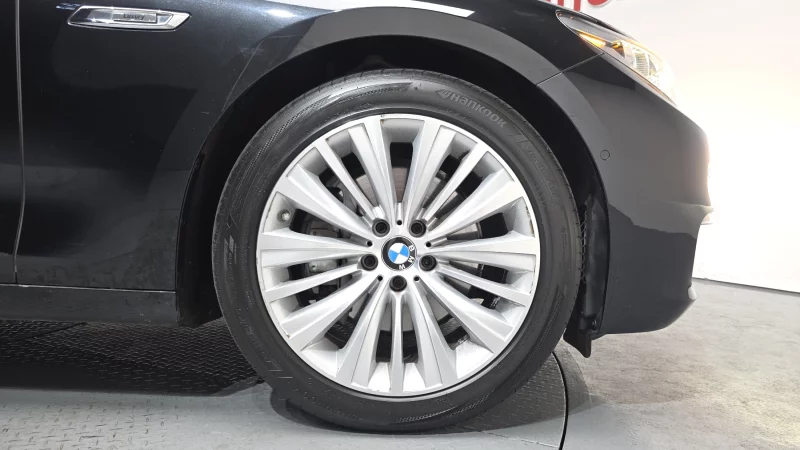 BMW 5-Series Gran Turismo