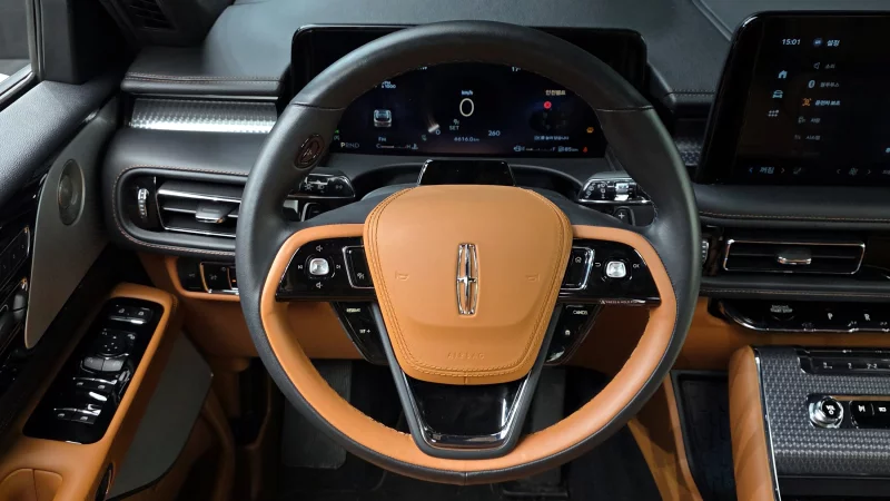 Lincoln Aviator