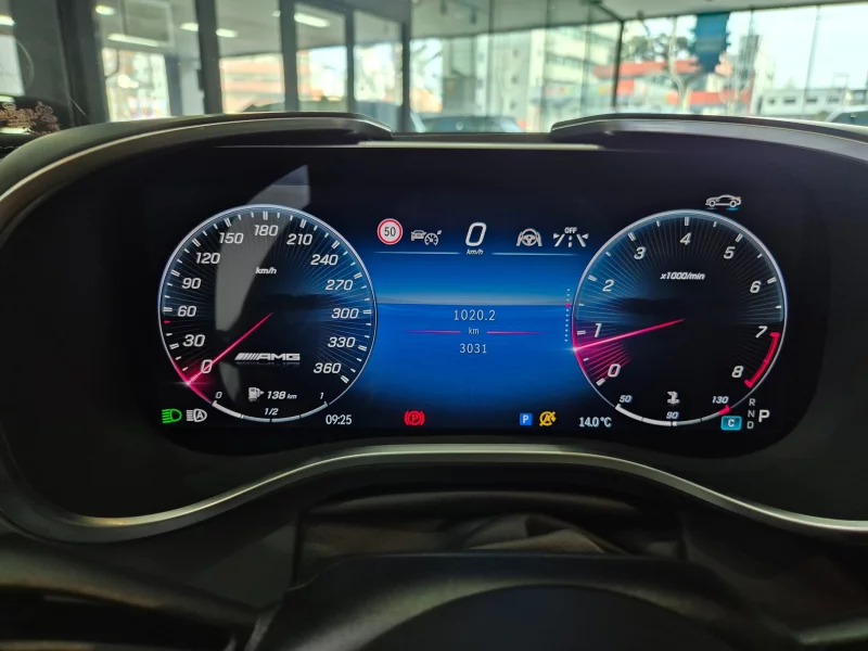 Mercedes-Benz SL-Class