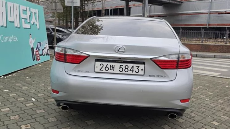 Lexus ES350