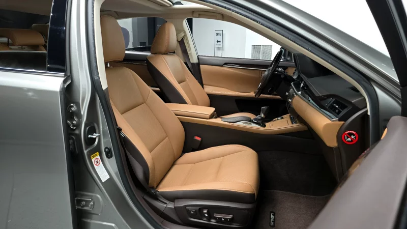 Lexus ES300h