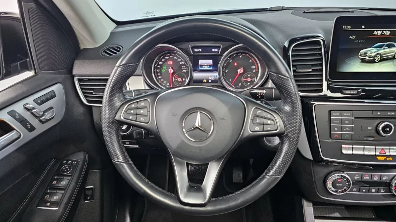 Mercedes-Benz GLE-Class