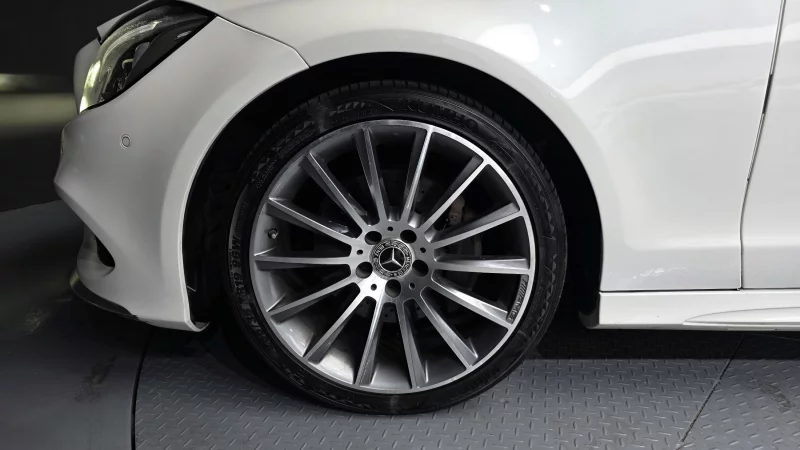 Mercedes-Benz CLS-Class