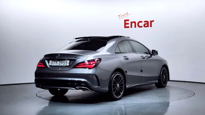 Mercedes-Benz CLA-Class