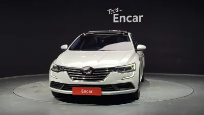 Renault SM6
