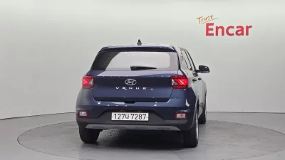 Hyundai Venue