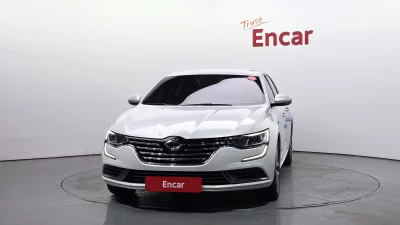 Renault SM6