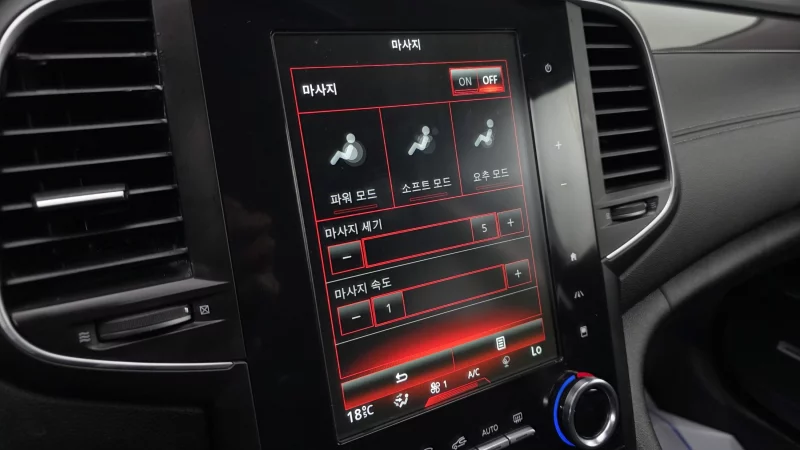 Renault SM6