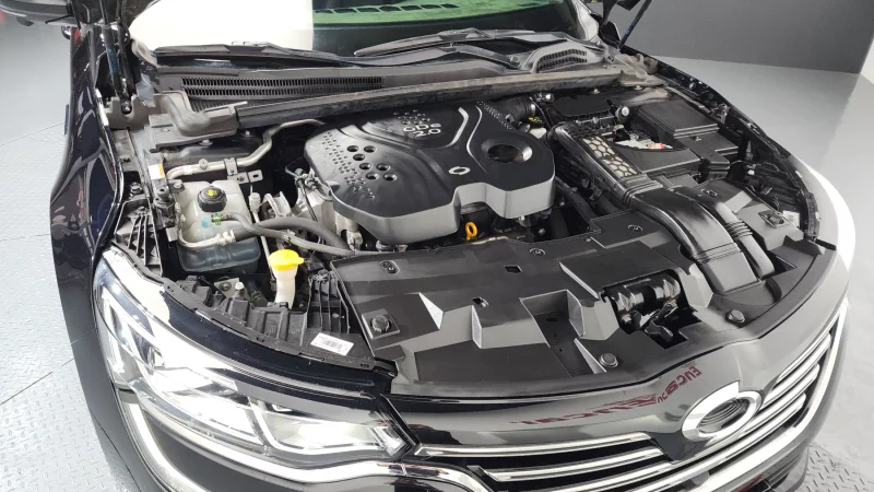 Renault SM6