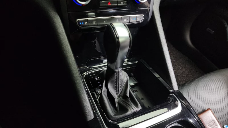 Renault SM6