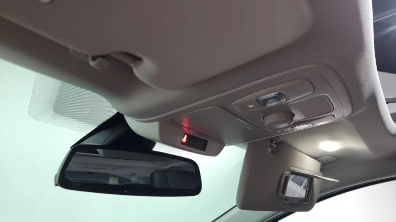 Renault SM6