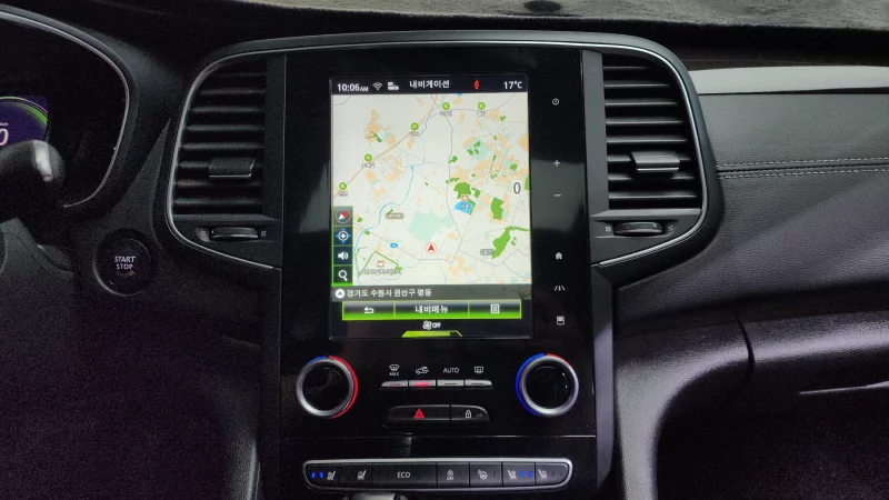 Renault SM6