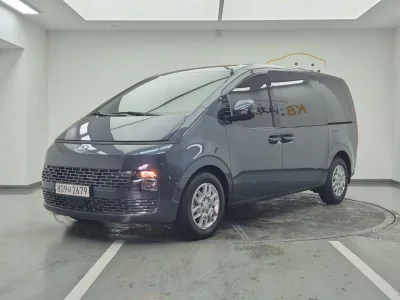 Hyundai Staria