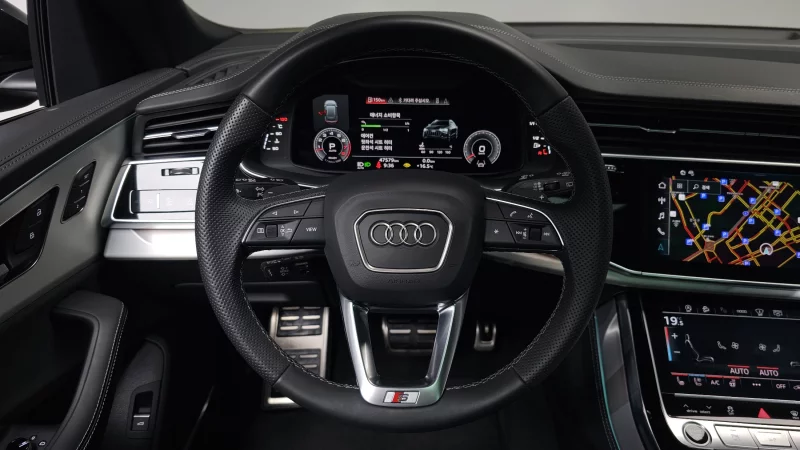 Audi Q8