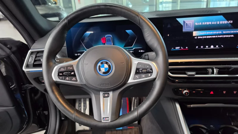 BMW i4