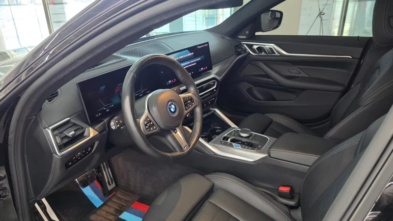 BMW i4