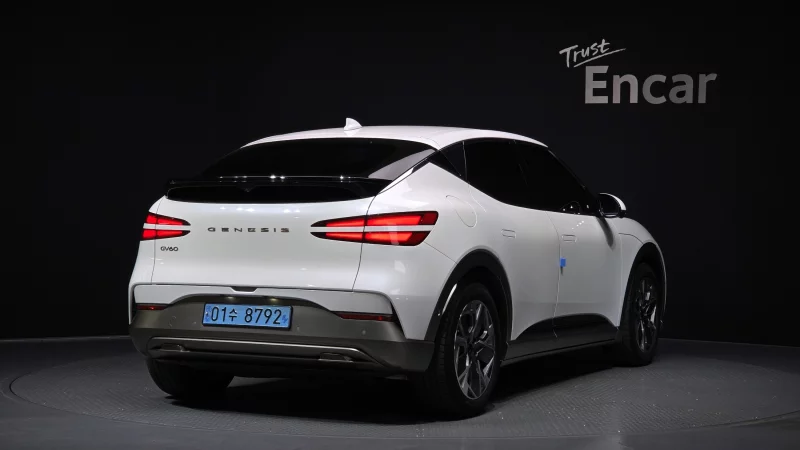 Genesis GV60