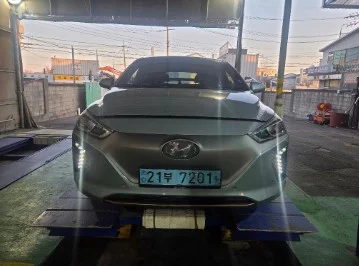 Hyundai Ioniq