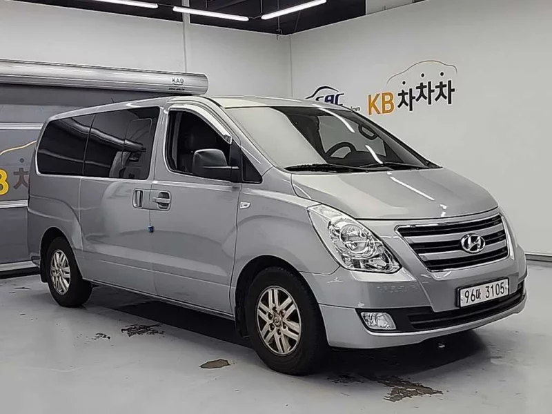 Hyundai Grand Starex