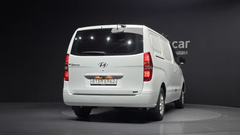 Hyundai Grand Starex