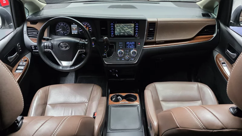 Toyota Sienna
