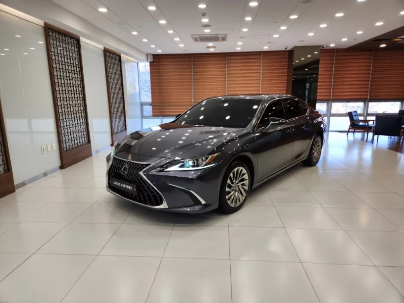 Lexus ES300h