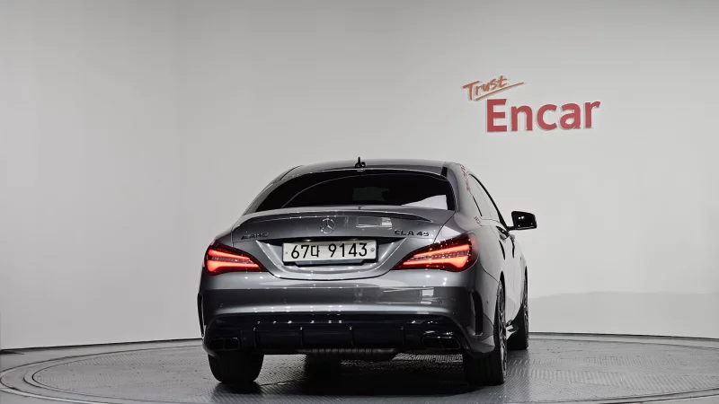 Mercedes-Benz CLA-Class