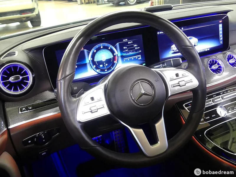 Mercedes-Benz CLS-Class