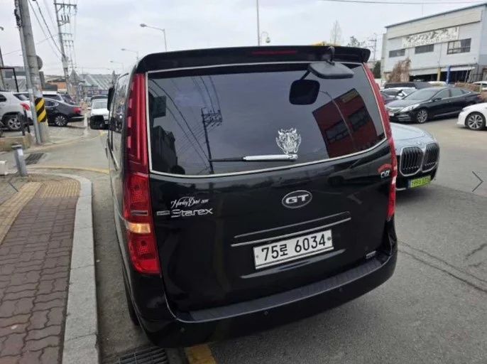 Hyundai Grand Starex