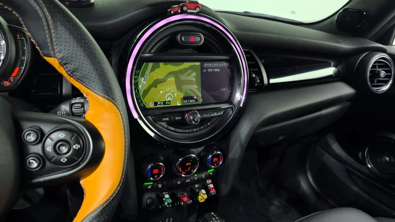 MINI Cooper Convertible