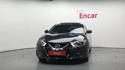 Nissan MAXIMA