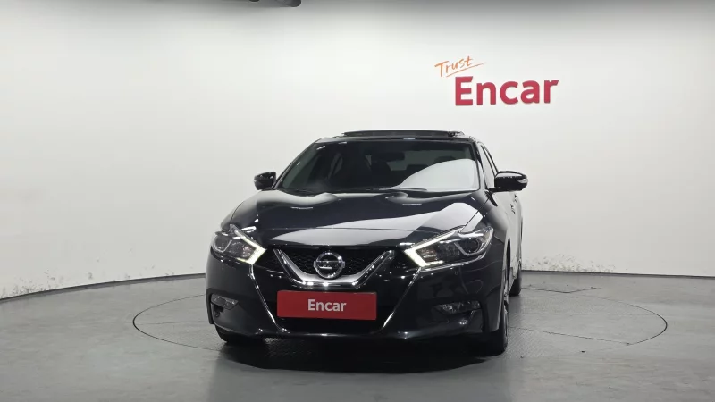 Nissan MAXIMA