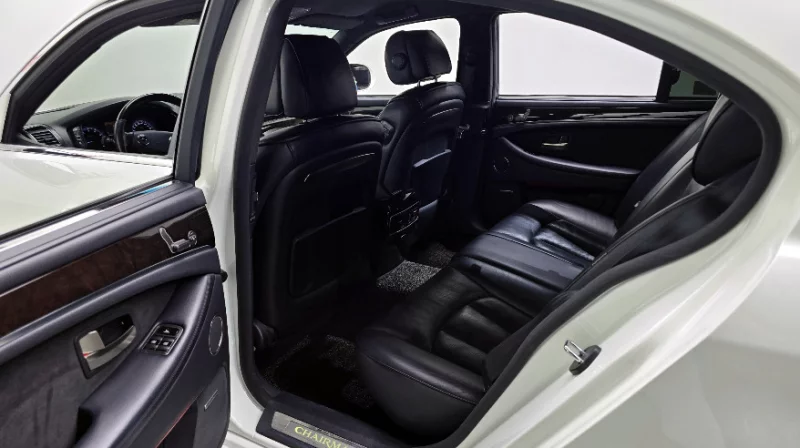 SsangYong Chairman W