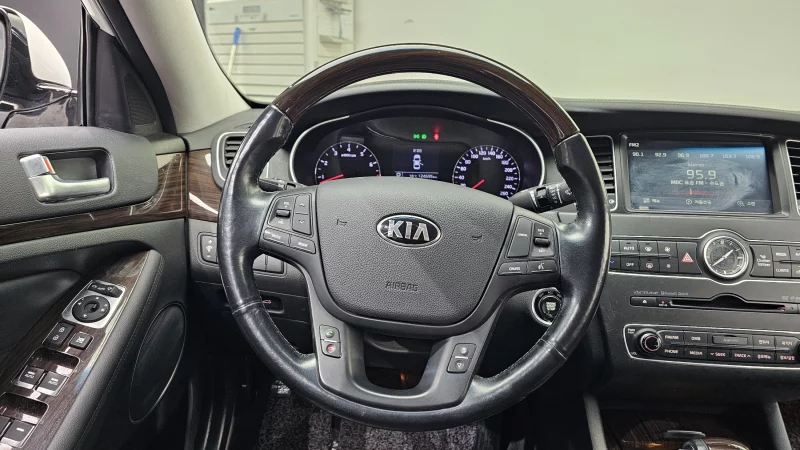 Kia K7