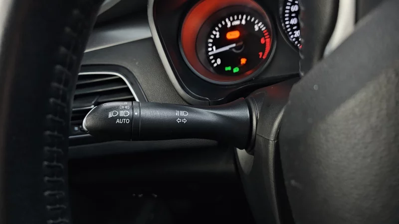 Renault SM6