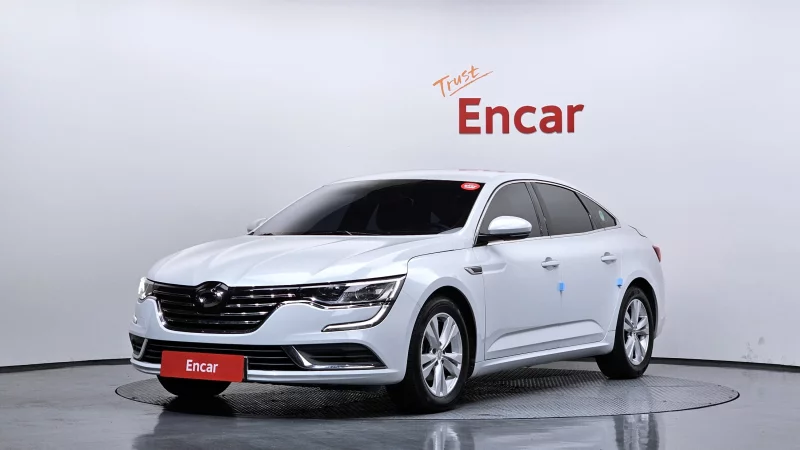 Renault SM6