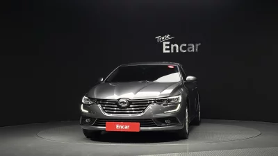 Renault SM6