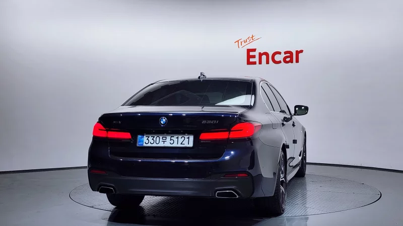 BMW 5-Series