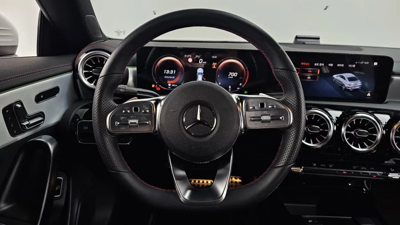 Mercedes-Benz CLA-Class