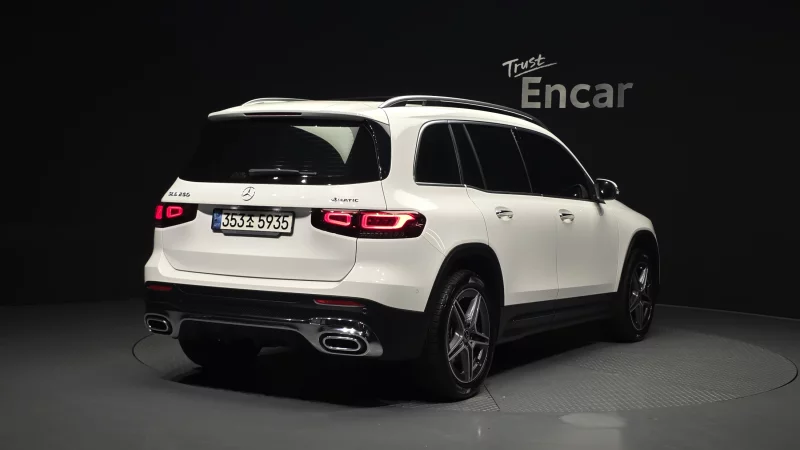 Mercedes-Benz GLB-Class