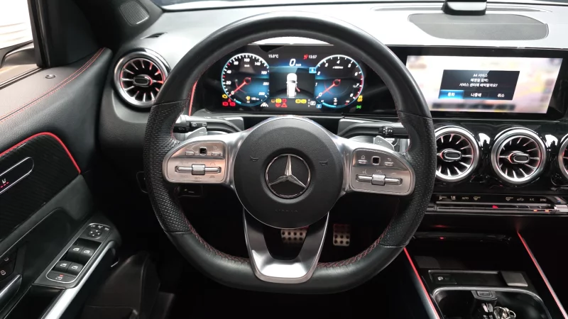 Mercedes-Benz GLB-Class