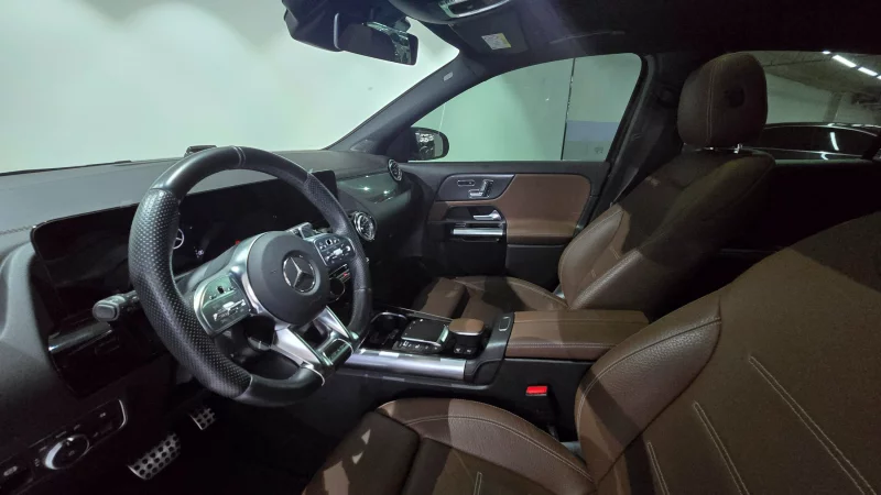 Mercedes-Benz GLA-Class