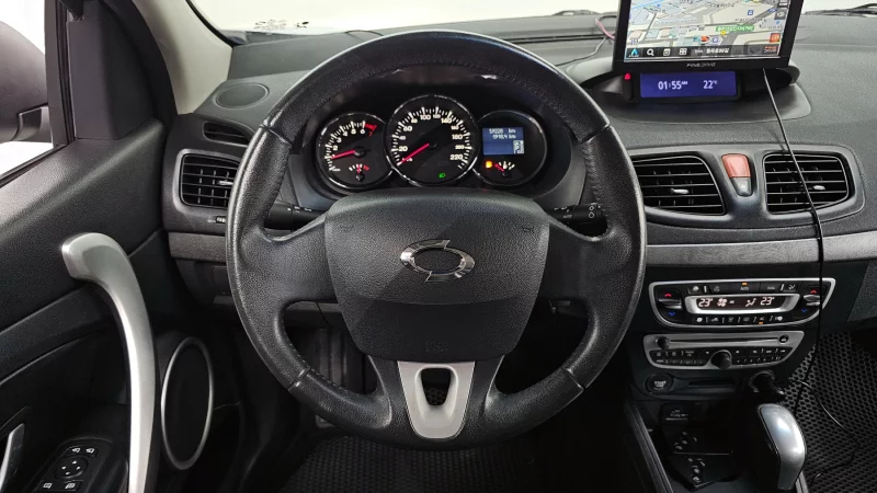 Renault SM3