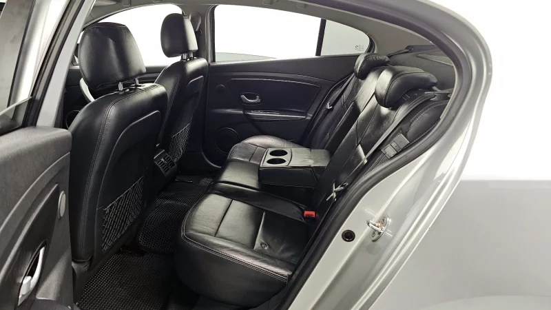 Renault SM3