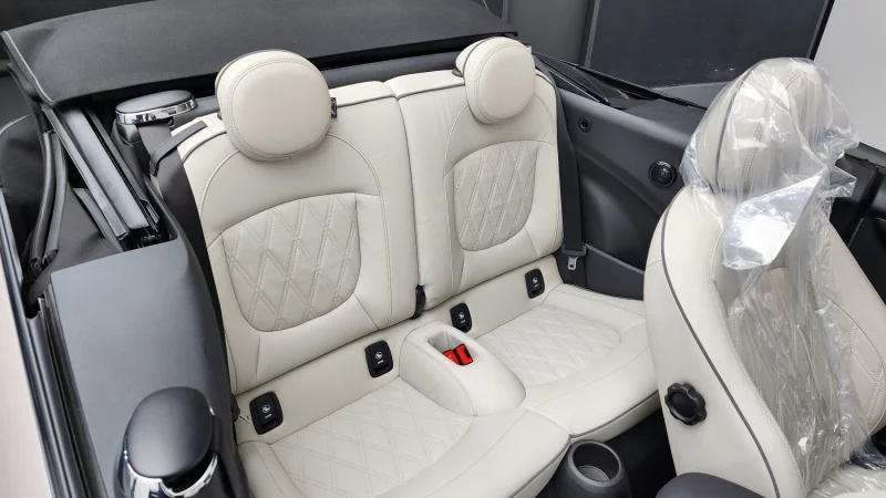 MINI Cooper Convertible