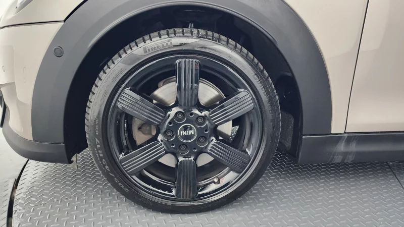 MINI Cooper Convertible